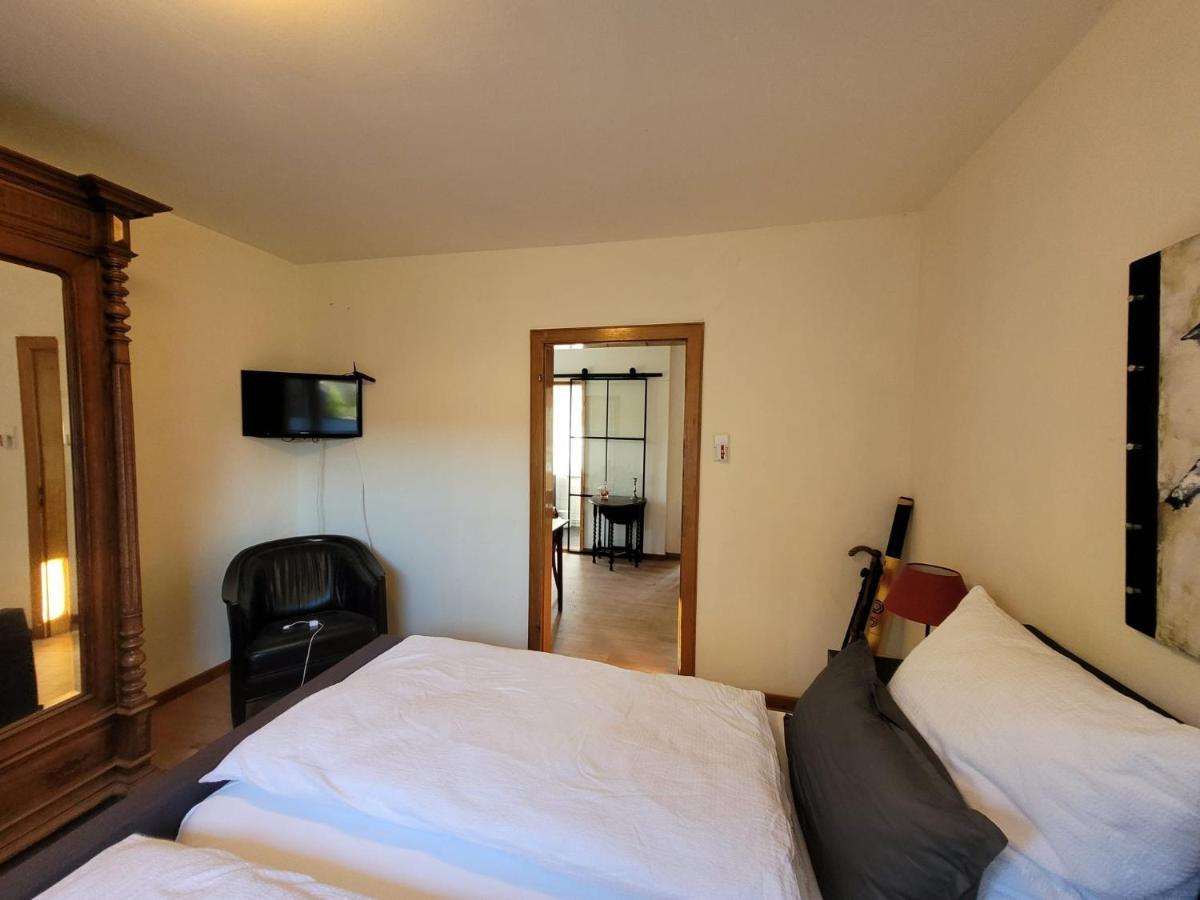 La Petite Gloire Bed & Breakfast Pogum ภายนอก รูปภาพ