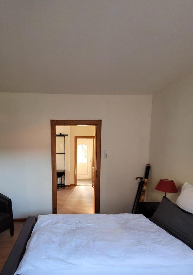 La Petite Gloire Bed & Breakfast Pogum ภายนอก รูปภาพ